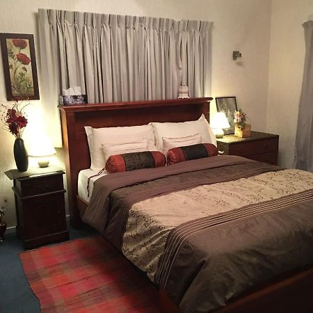 هوت العليا A Cozy Room With It'S Own Privacy المظهر الخارجي الصورة